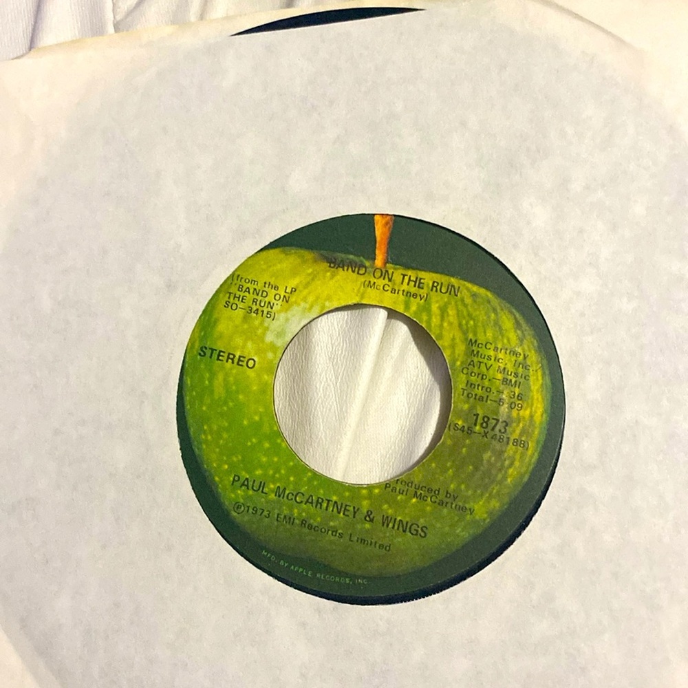 45 record Paul McCartney and Wings Nineteen Hundred Eighty Five, Band on the Run